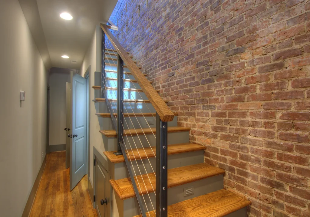 209 North Main property gallery photograph 29