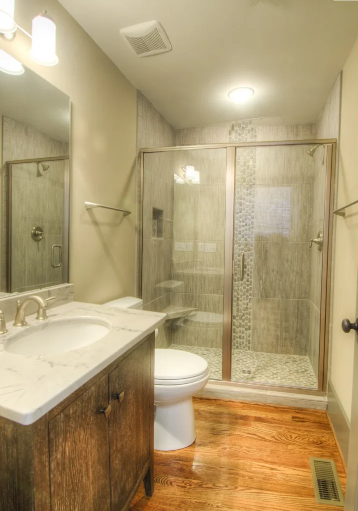 209 North Main property gallery photograph 36